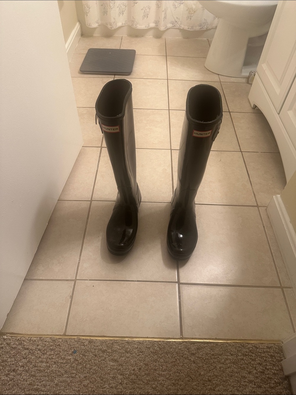 Hunter Gloss Black Women's Tall Waterproof Rain Boots